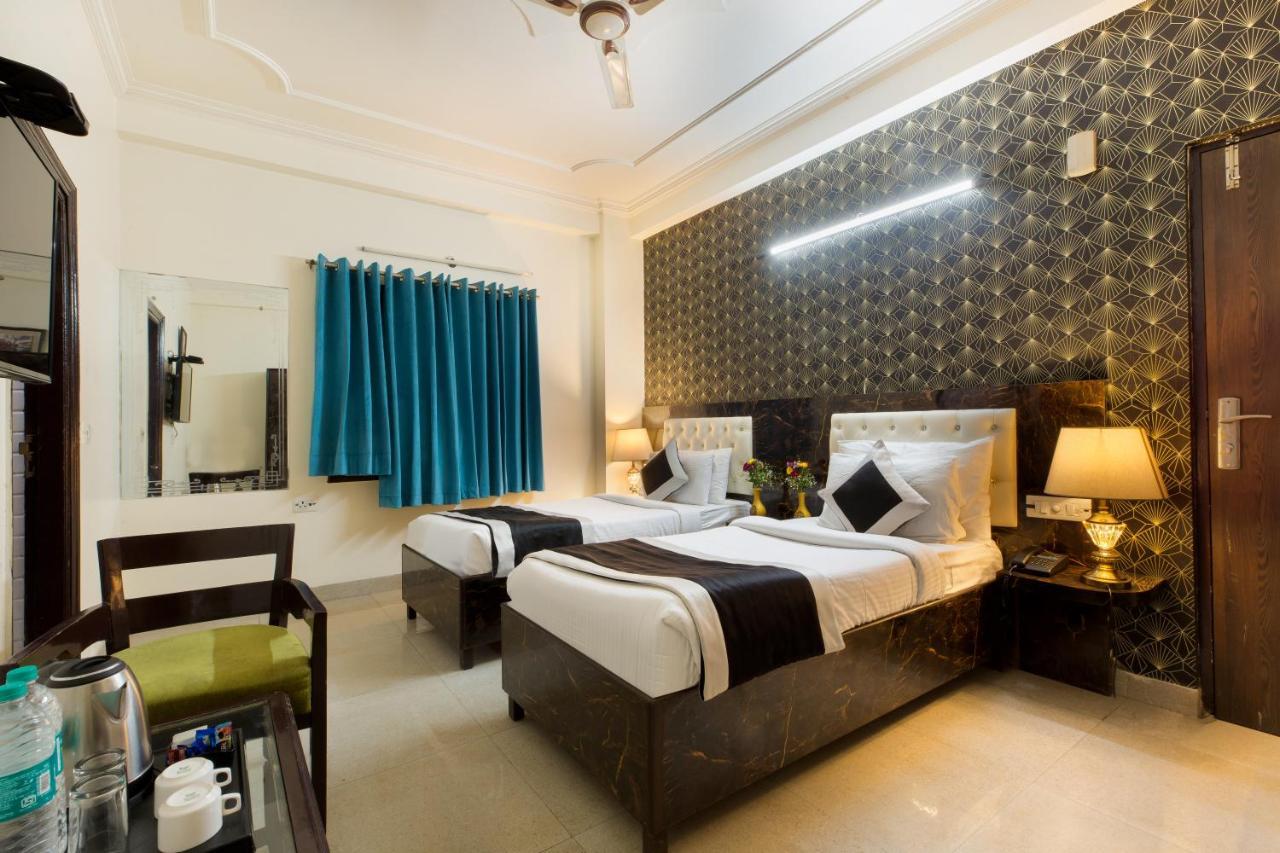 The Alpino Hotel 뉴델리 외부 사진