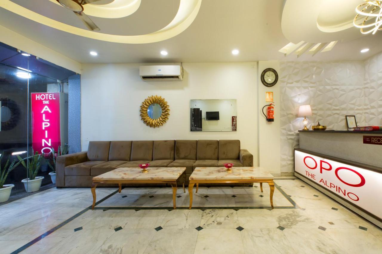 The Alpino Hotel 뉴델리 외부 사진